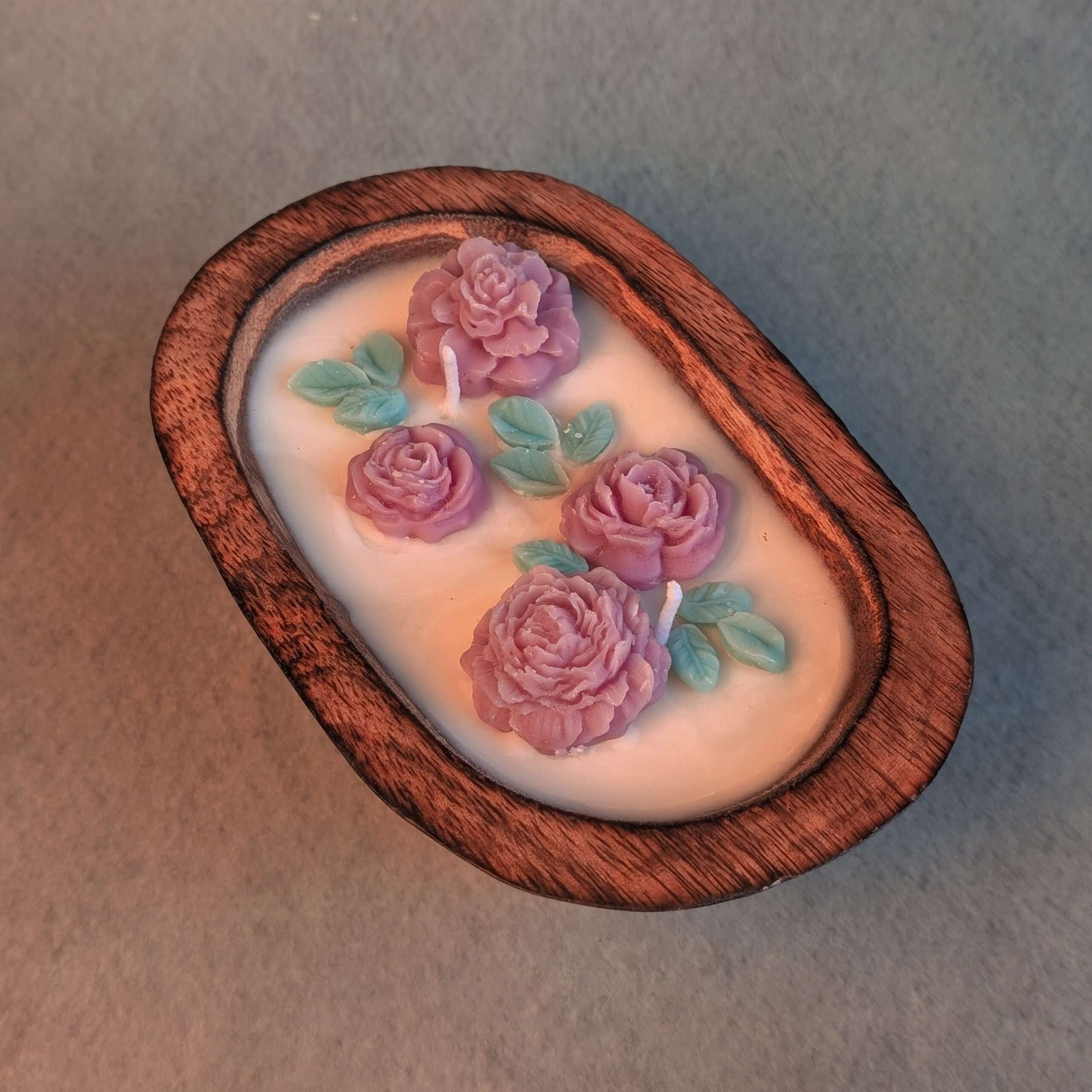 Oval Wooden Tray Candle – Rose Garden Edition