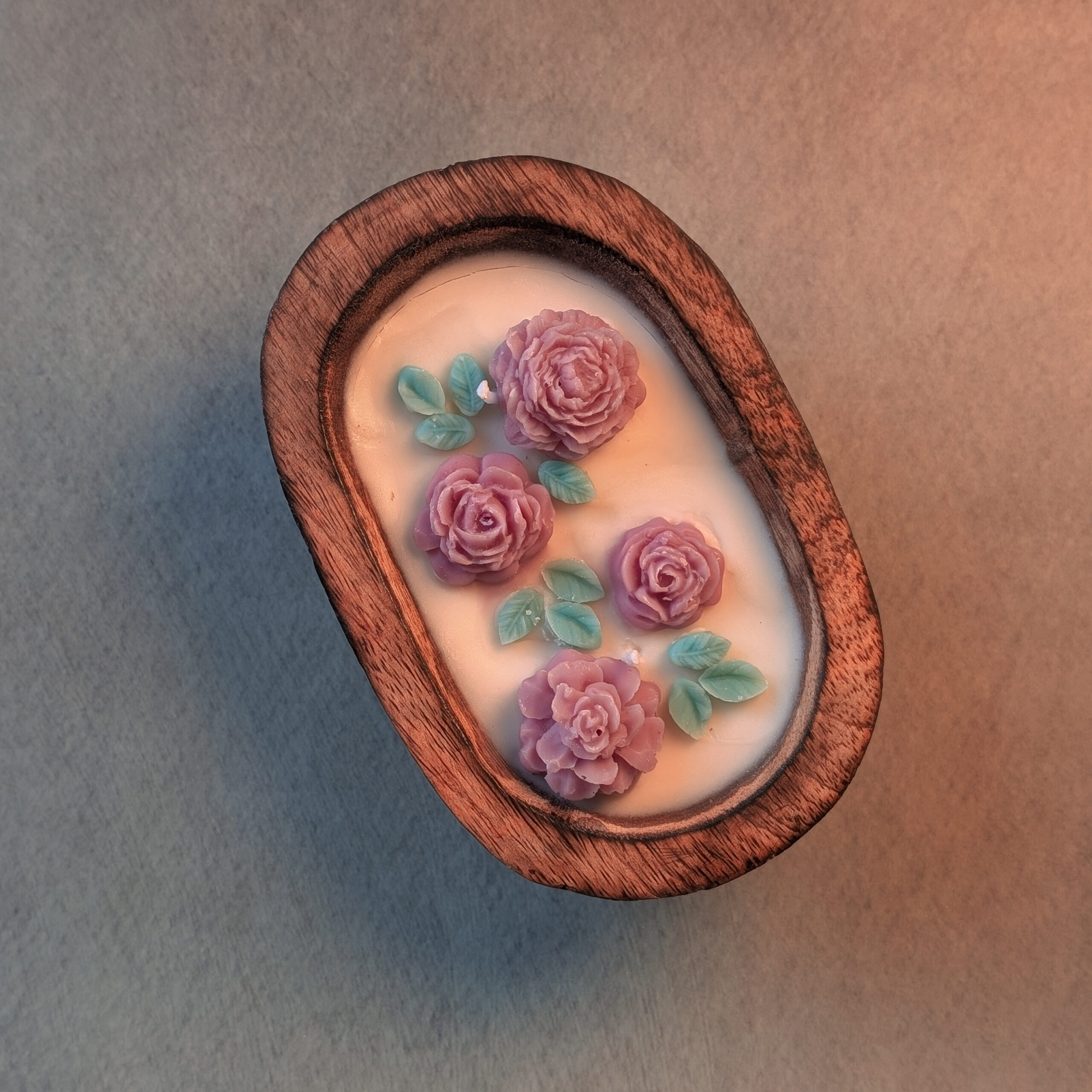 Oval Wooden Tray Candle – Rose Garden Edition - Image 2