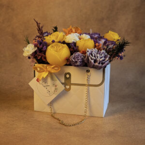 Luxury Floral Handbag Candle – Golden Bloom Edition